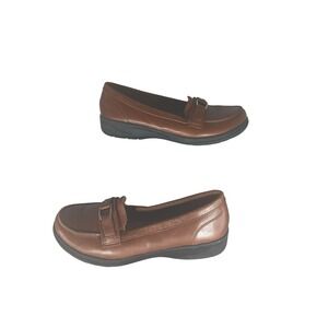 Clarks Collection Women Brown Leather Buckle Loafer Shoes Size 7.5 M